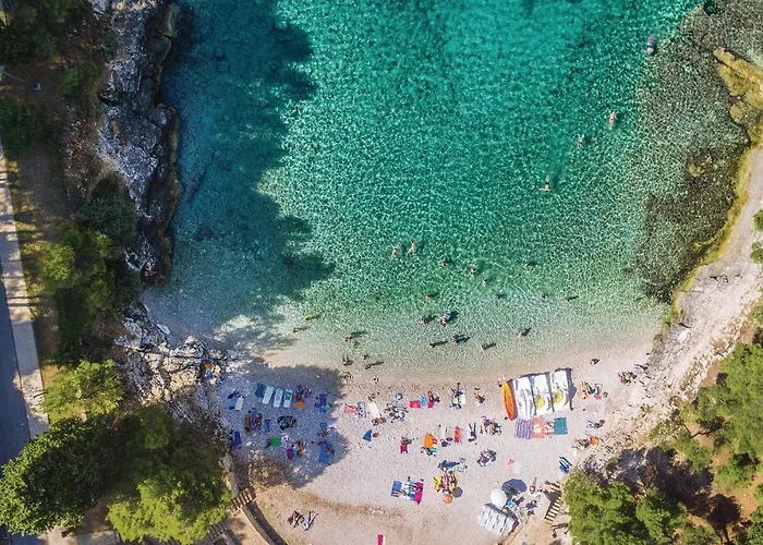 Apartamento Stunning In With Kitchen *