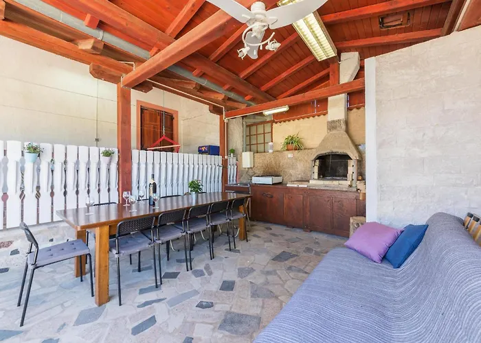 Stunning In With Kitchen *