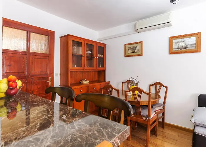 Stunning In With Kitchen Apartamento